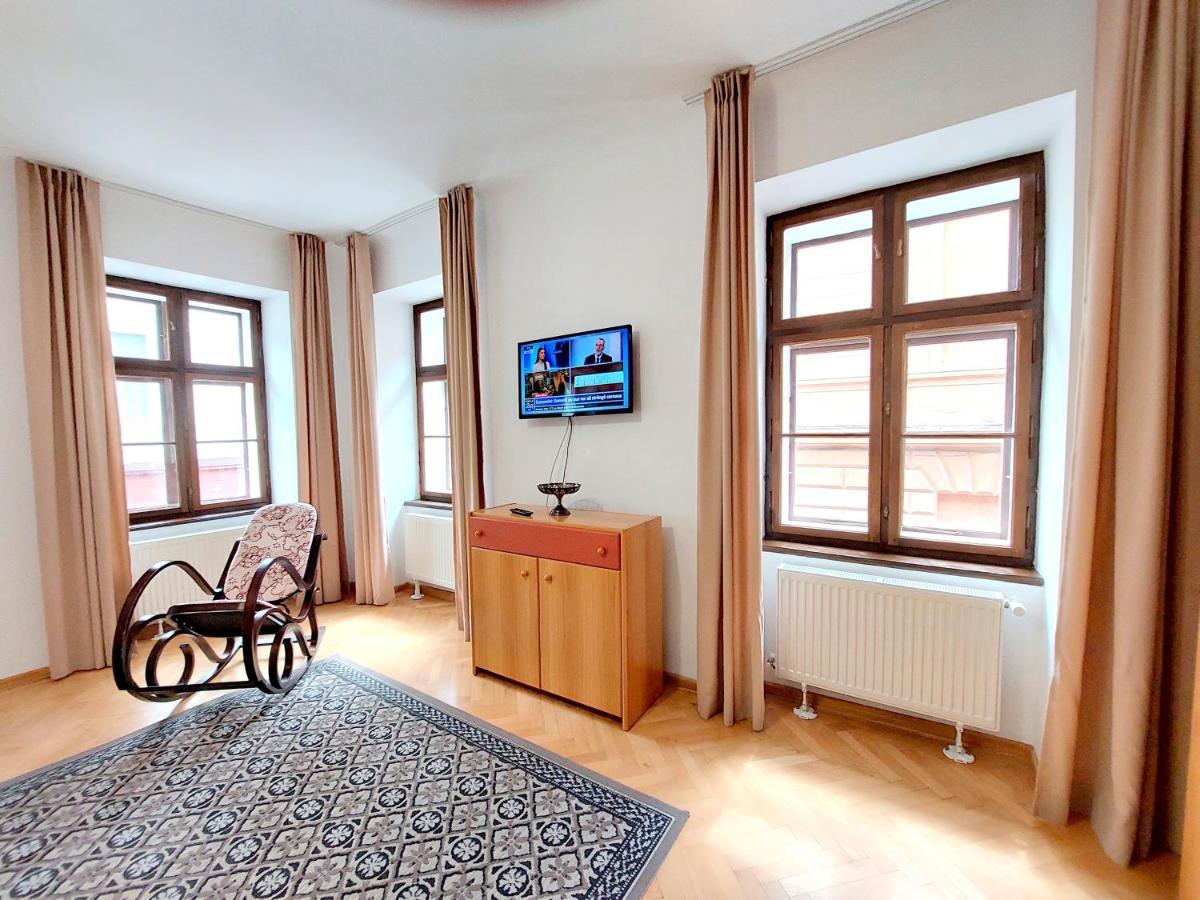 Casa Roth Apartment บราชอฟ ภายนอก รูปภาพ